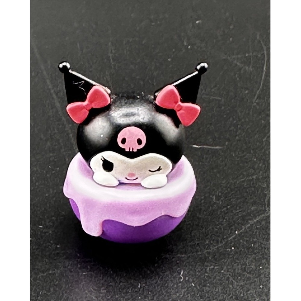 Sanrio Kuromi 1.5" figure Mdetch Collectible Hello Kitty‎